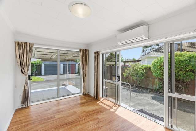 8 Nyoli Street Northcote_4