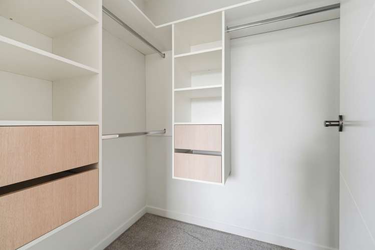 2/6 Allington Road Massey_13