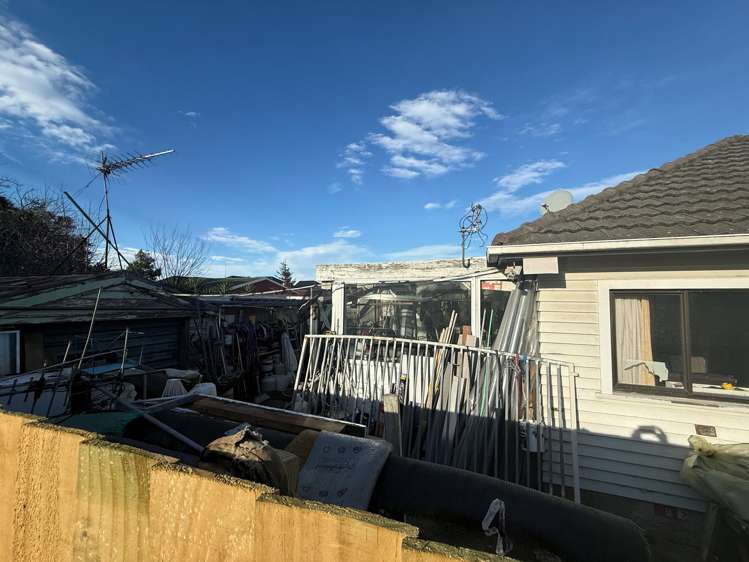 65 Barton Street Woolston_1