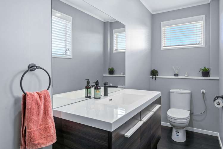 2/96 Racecourse Road Waiuku_18