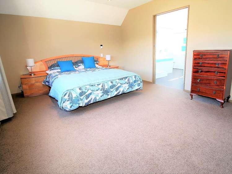 39 Trelissick Loop Castle Hill_5