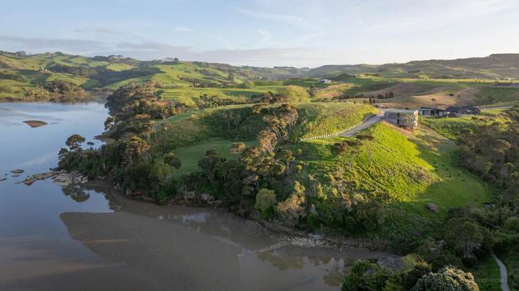 25 Ruruhi Street Raglan_36