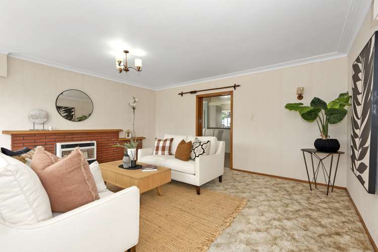 19 Tudor Crescent Chedworth_5