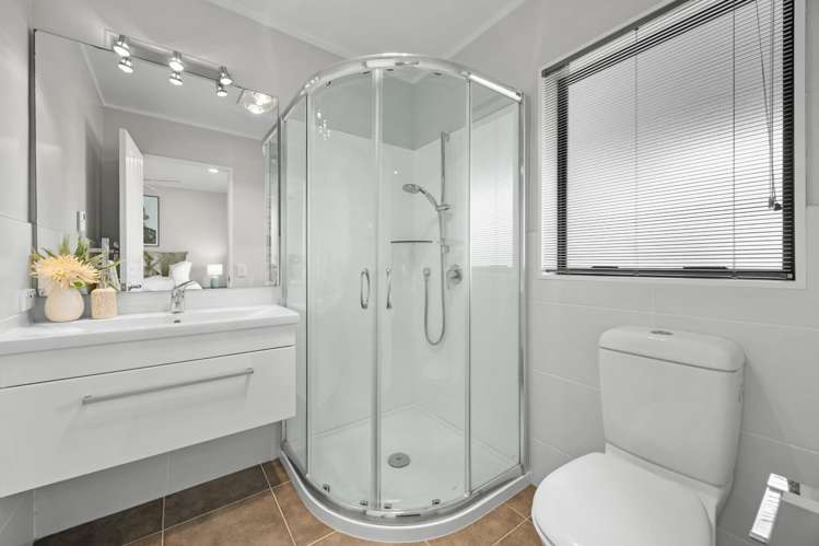 1/7 Amadeus Place Northpark_12