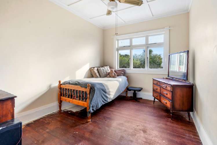 7 Whimp Avenue Onerahi_12