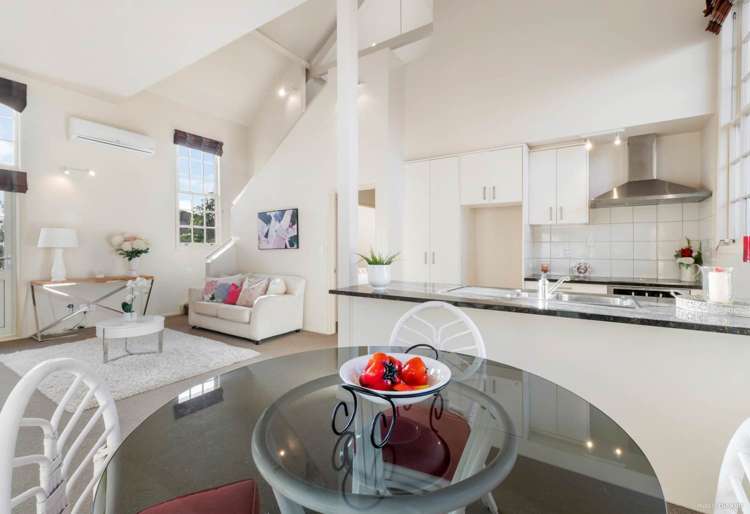 35 Montilla Place Manurewa_5