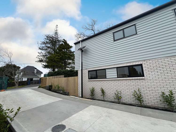 5/5 Peverill Crescent 10695_17