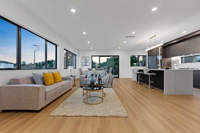 27 Tannaghmore Drive Flat Bush_2