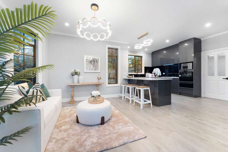 11 Almond Grove Greenhithe_8