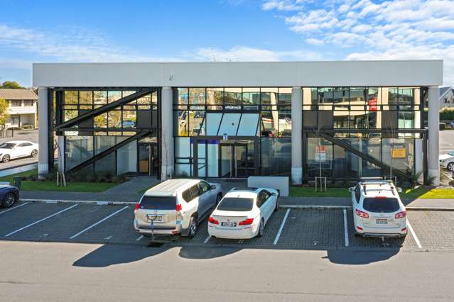 66-68 Mandeville Street Riccarton_1