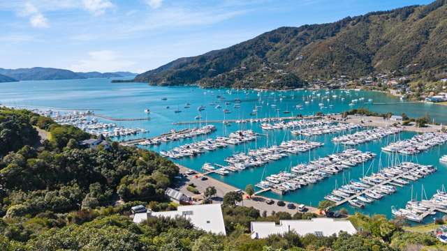 Marina side, Marina vibe