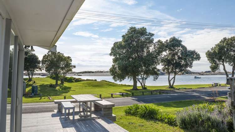 19 Alamar Crescent Mangawhai Heads_14