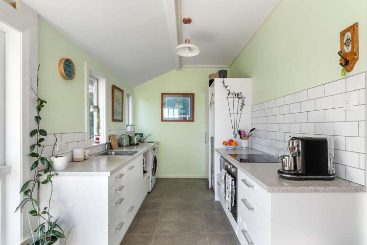 42 Tirangi Road Rongotai_8