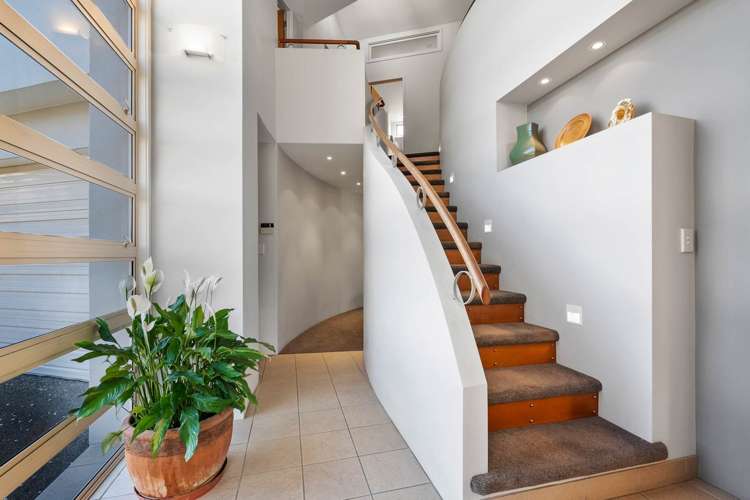 8b Queen Mary Avenue Epsom_14