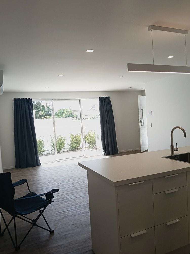 8/24 Dampier Street Woolston_7