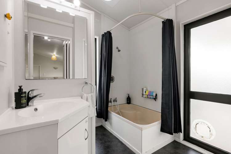 89 Burbush Road Burbush_36