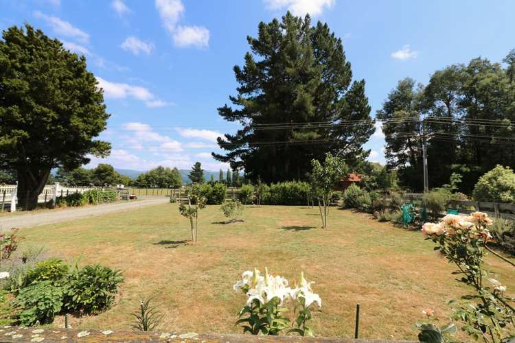 81 Lincoln Road Carterton_15