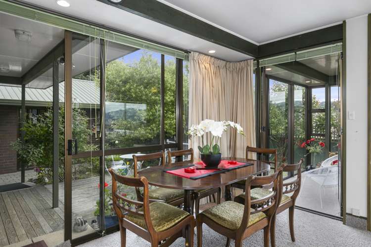 60 Easther Crescent Kew_10