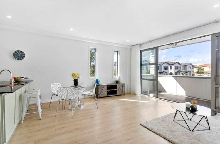 7/63 Kestev Drive Flat Bush_5