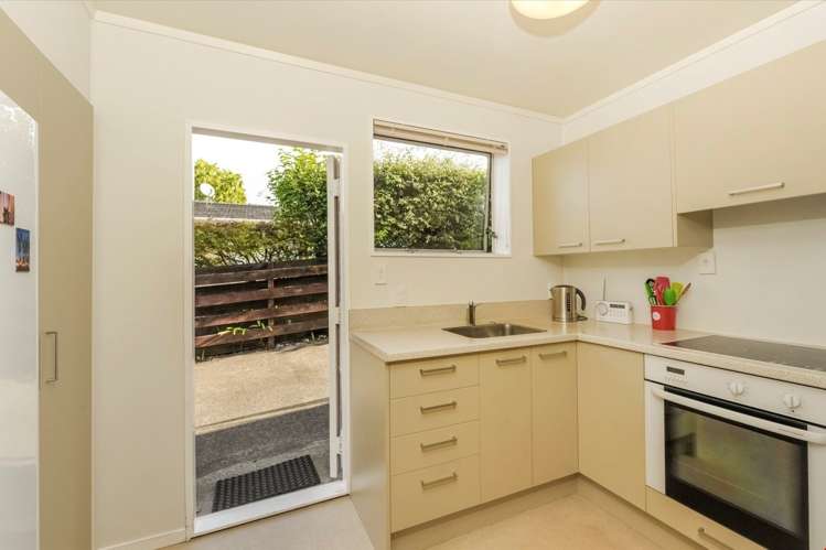 2/11 Houghton Street Meadowbank_12