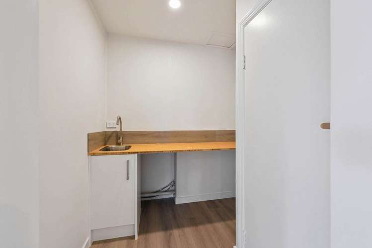 77A Macleans Road Bucklands Beach_16