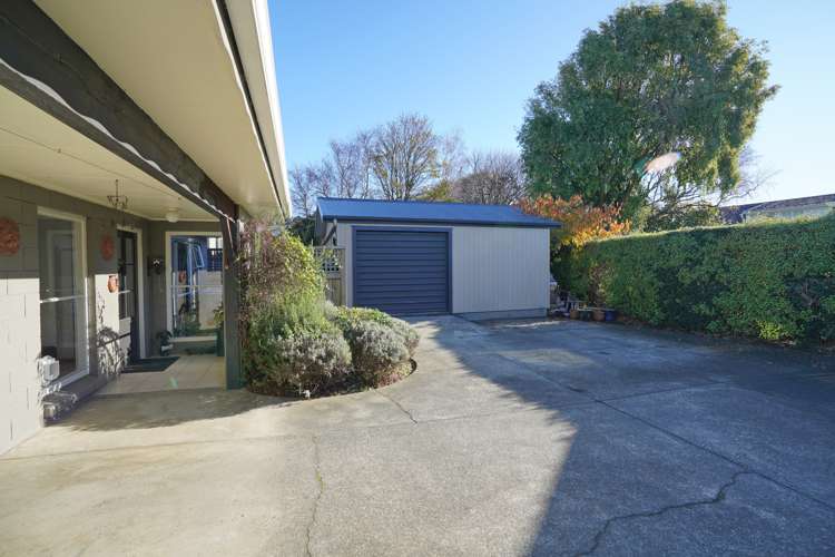 76 Russel Street Gladstone_19