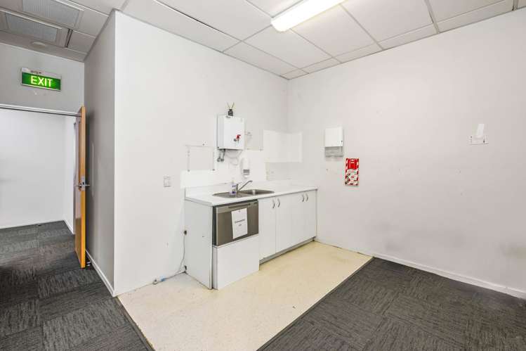 1/3029 Great North Road New Lynn_8