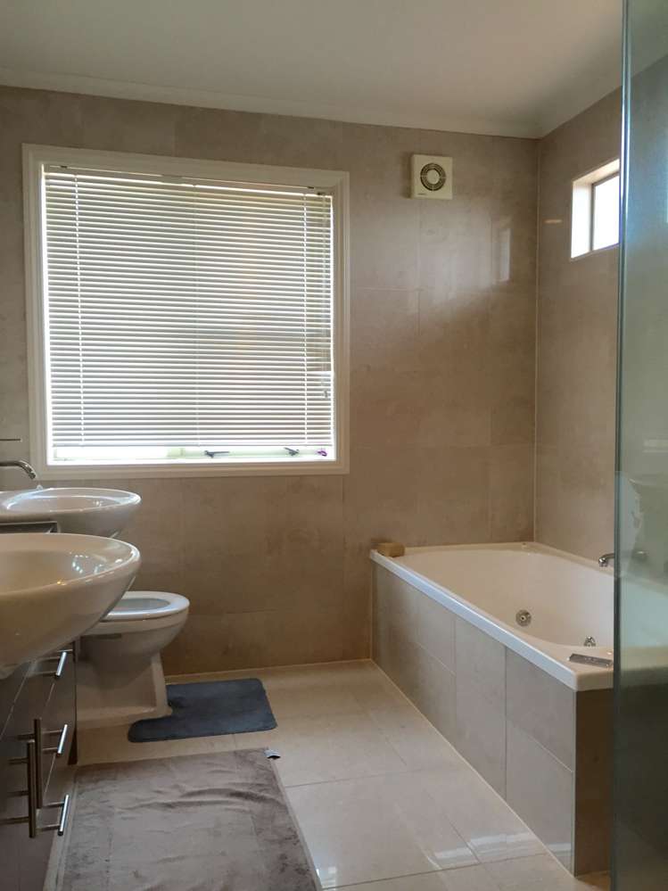 12 Bejoy Rise East Tamaki Heights_9