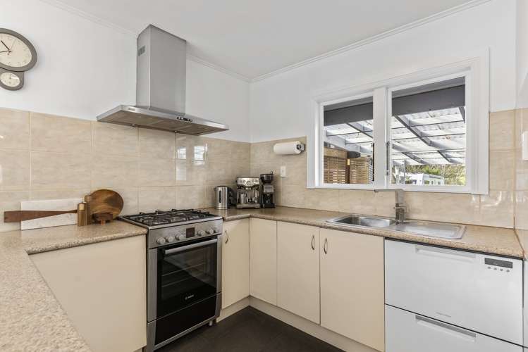 14 Mountbatten Avenue Hillcrest_11