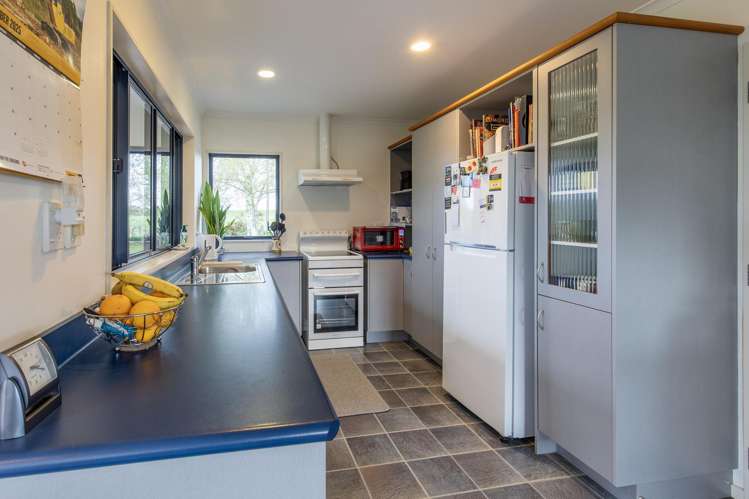 425 Te Kura Road Otane_20