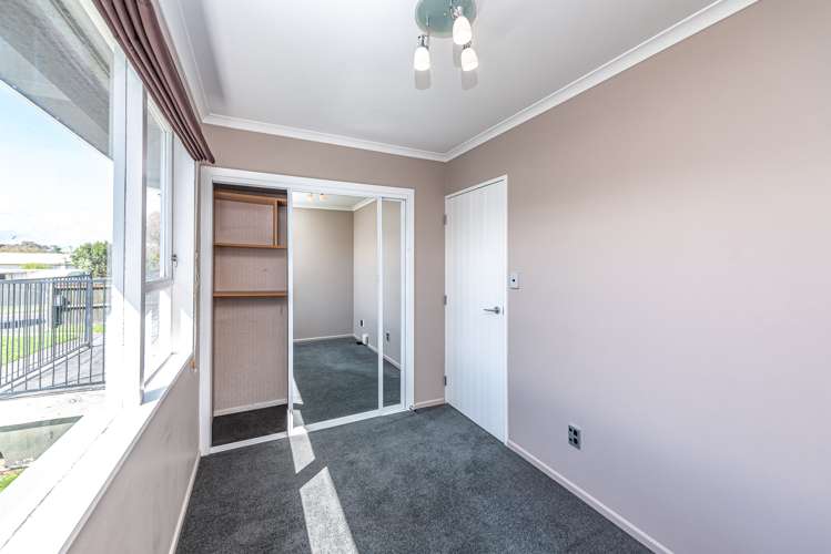 4 Banks Place Tawhero_16