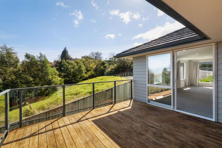 128 Korokoro Crescent Thames_17