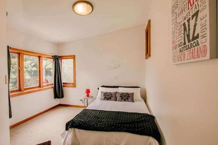 33 Nelson Crescent Napier South_13