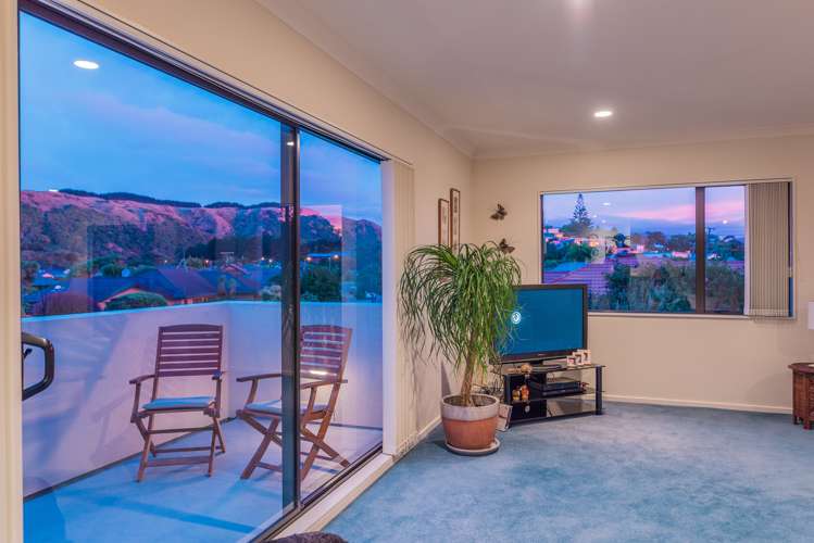 4 Lorna Irene Drive Raumati South_21