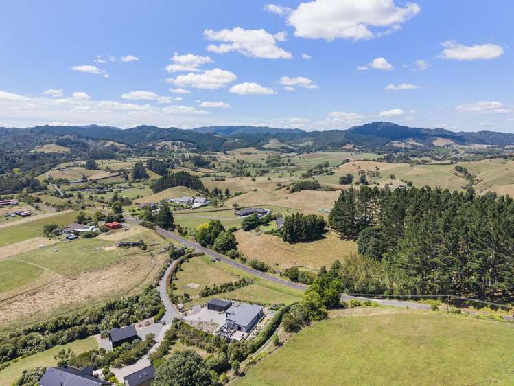 74 Sowerby Heights Hunua_35