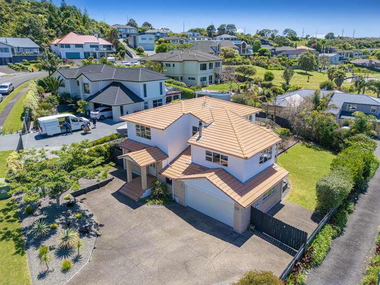 56 Waldorf Crescent Orewa_19