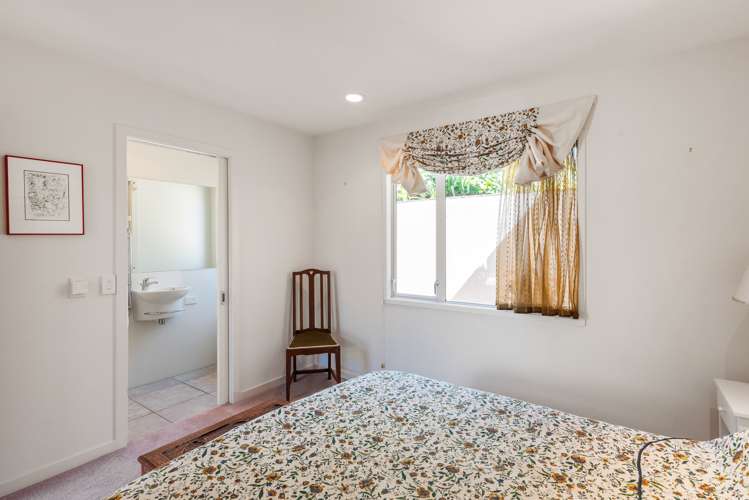 61 Wharemauku Road Raumati Beach_25