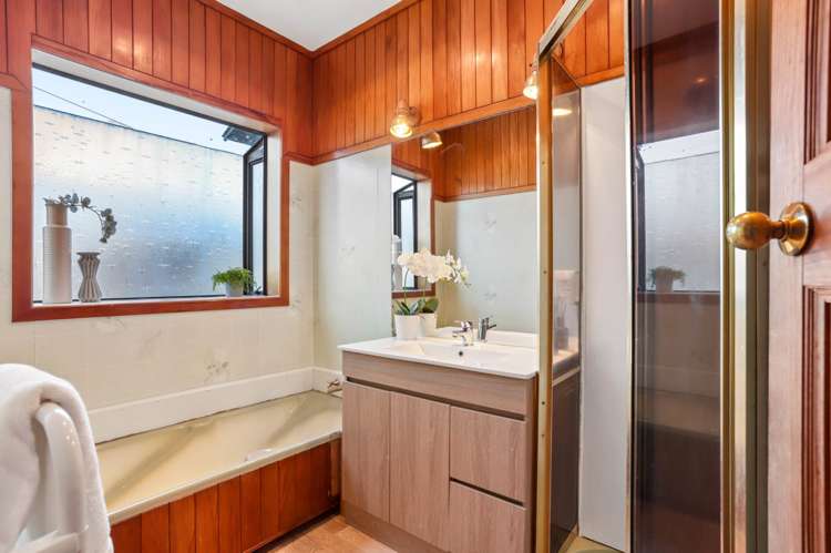 35 Staveley Avenue Hillsborough_15