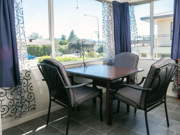 67b High Street Renwick_5