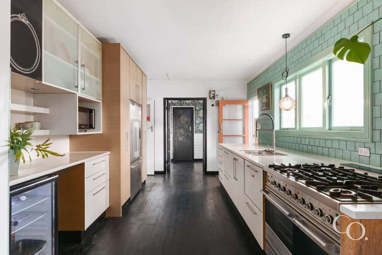 140 Sutherland Road Brookfield_11