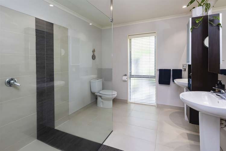 43 Applefield Court Northwood_15