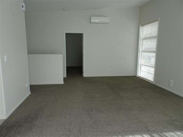2/186 Worcester Street 1419_1