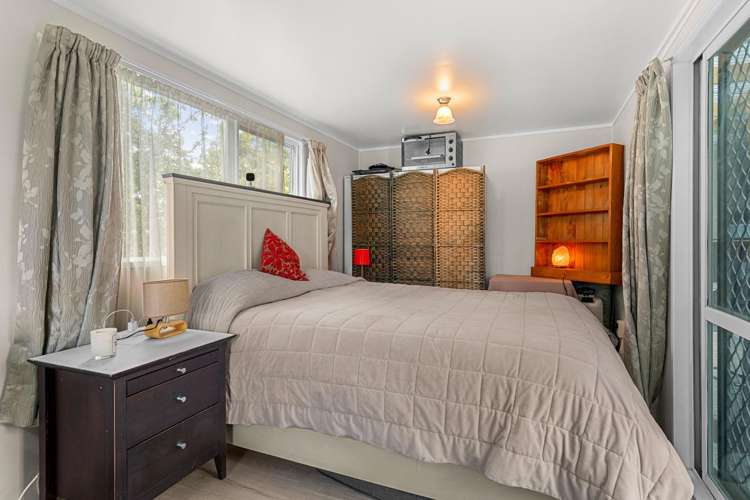 6 Sandy Beach Road Tinopai_18