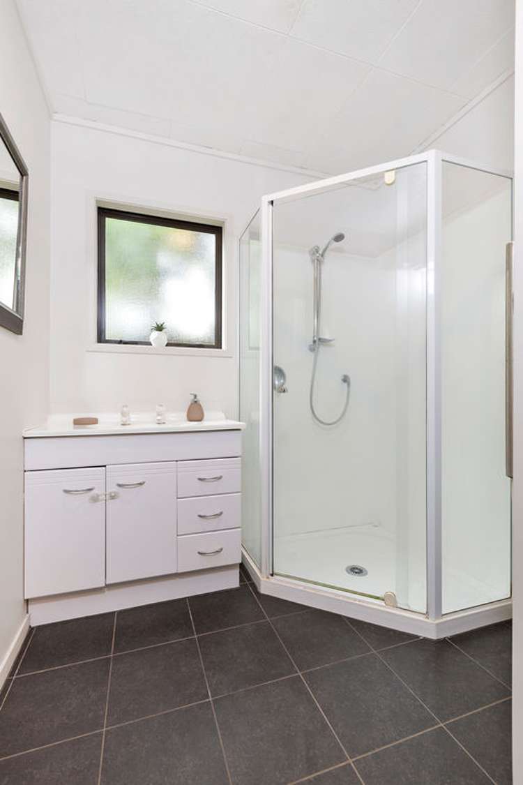 2/10 Reid Road New Lynn_11