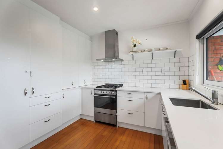 18 Hill Crescent Papakura_9