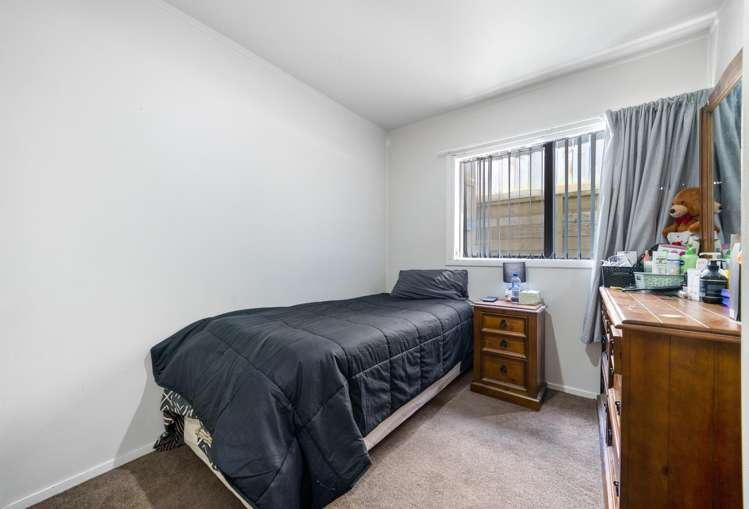 36 Eugenia Rise Totara Heights_12