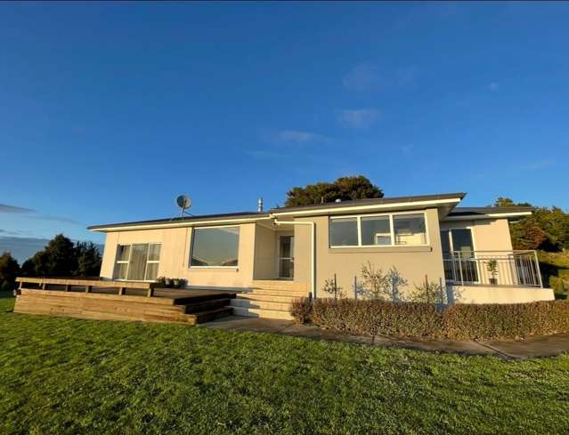 Charming 4BR Home with stunning views