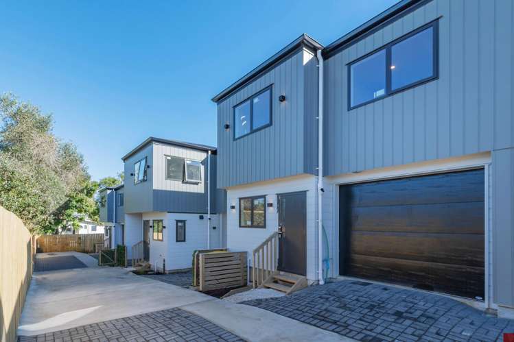 45 Greenmeadows Avenue_4