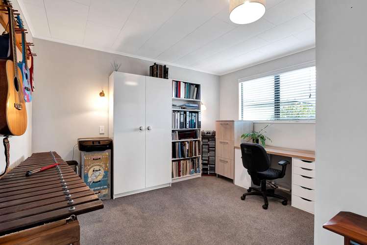 11 Leatham Avenue Strandon_22