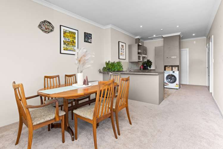 3f/3 Shakespeare Road Napier South_8